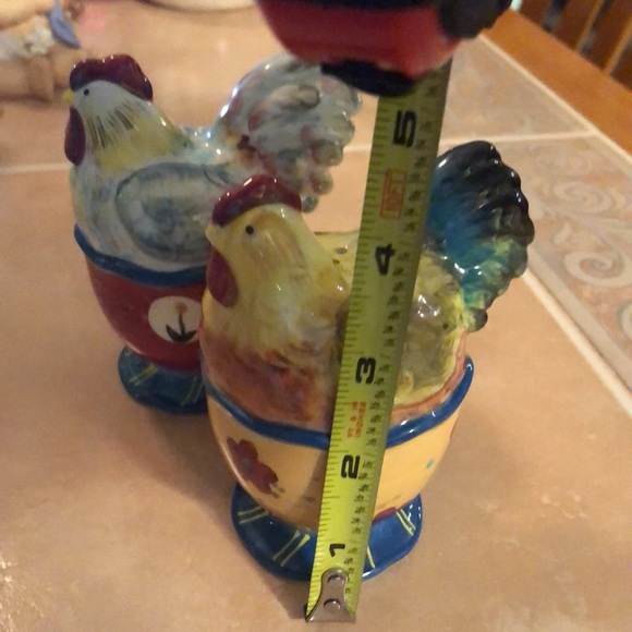 CHICKEN SALT & PEPPER SHAKERS - Picture 8 of 8